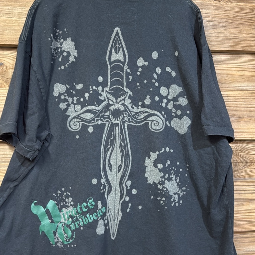 Disney Store Pirates of the Caribbean Tee - Picture 6 of 7